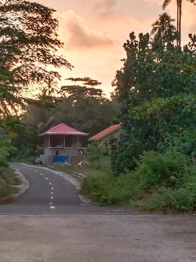 Rumah Nalu Surf Camp Krui Exterior photo